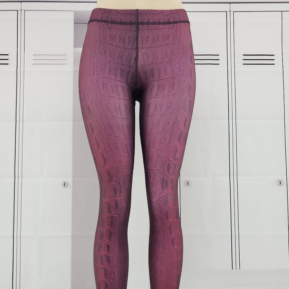 Zara Terez Yoga Pants Red Reptile Lizard Skin Print Sz XS